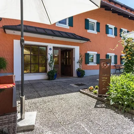 Im Gaestehaus Maximilian Apartment *