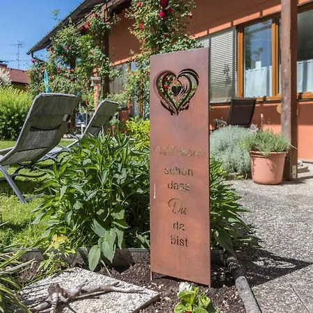 Im Gaestehaus Maximilian *